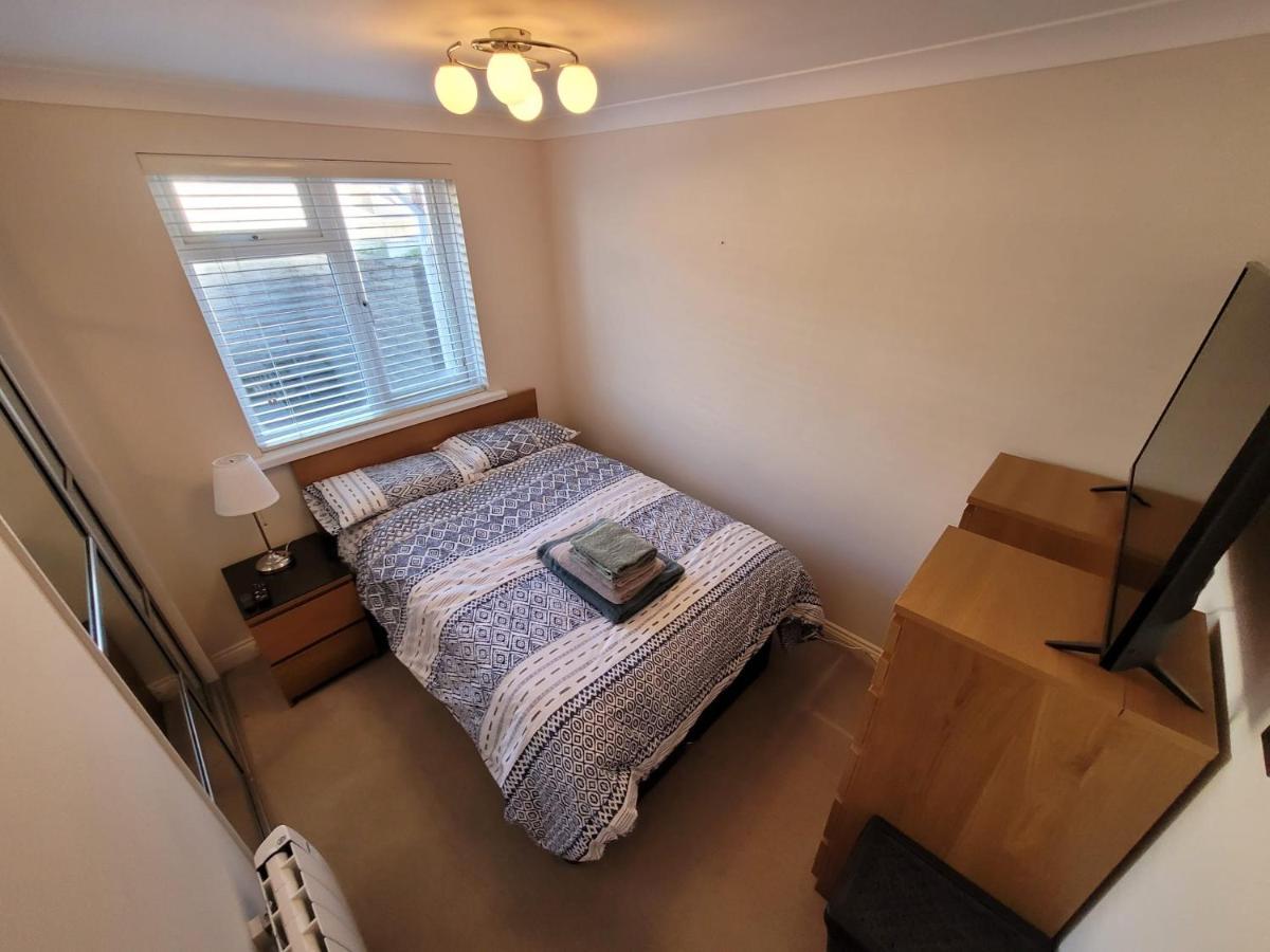 The Mumbles - Bungalow - 2 Bedrooms - Pet Friendly سوانسي المظهر الخارجي الصورة