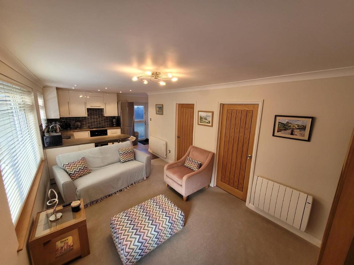The Mumbles - Bungalow - 2 Bedrooms - Pet Friendly سوانسي المظهر الخارجي الصورة