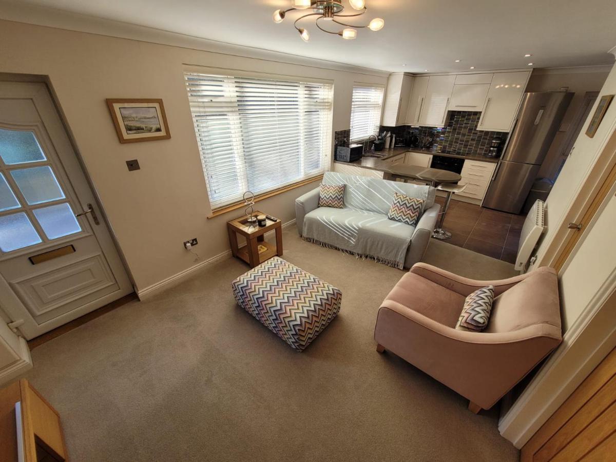 The Mumbles - Bungalow - 2 Bedrooms - Pet Friendly سوانسي المظهر الخارجي الصورة